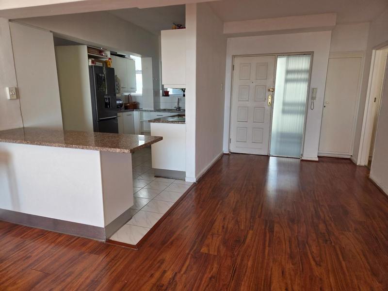 To Let 3 Bedroom Property for Rent in Sea Point Western Cape